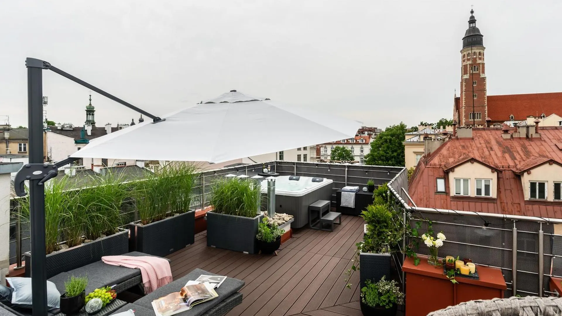 Rooftop Wawel View With Jacuzzi L Luxury Apartment Krakow