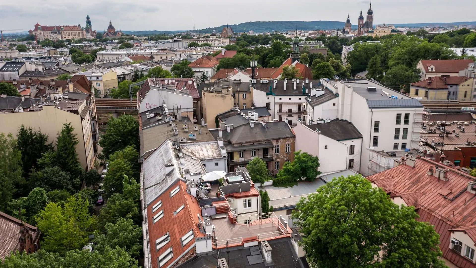 Rooftop Wawel View With Jacuzzi L Luxury Apartment Krakow