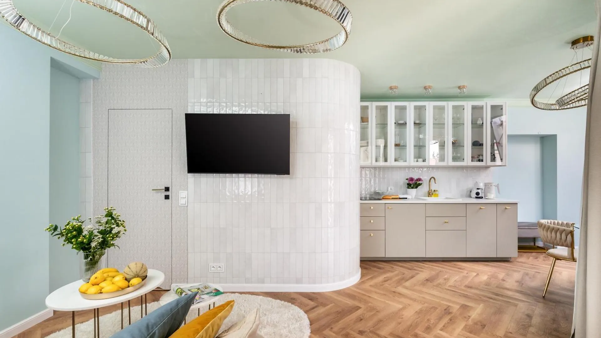 Rooftop Wawel View With Jacuzzi L Luxury Apartment Kraków Polska